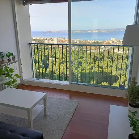 Apartment Vue Et Montagne Dans Parc Du Roy D'espagne, Up To 7 People *