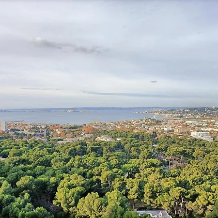 Vue Et Montagne Dans Parc Du Roy D'espagne, Up To 7 People Marseille