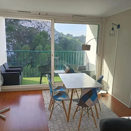 Vue Et Montagne Dans Parc Du Roy D'espagne, Up To 7 People Apartment