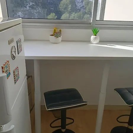 Vue Et Montagne Dans Parc Du Roy D'espagne, Up To 7 People Apartment *