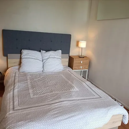 Vue Et Montagne Dans Parc Du Roy D'espagne, Up To 7 People Apartment